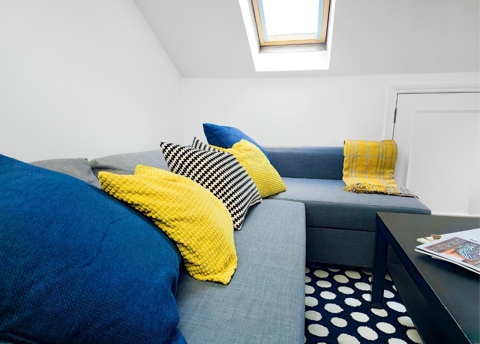 Charming London Home, Opp Arnos Grove Underground Station, Parking New Southgate Exterior foto